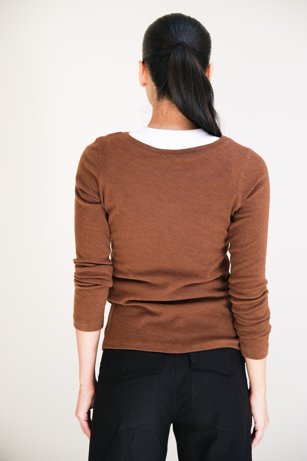 FW26-basictop-wol-bruin