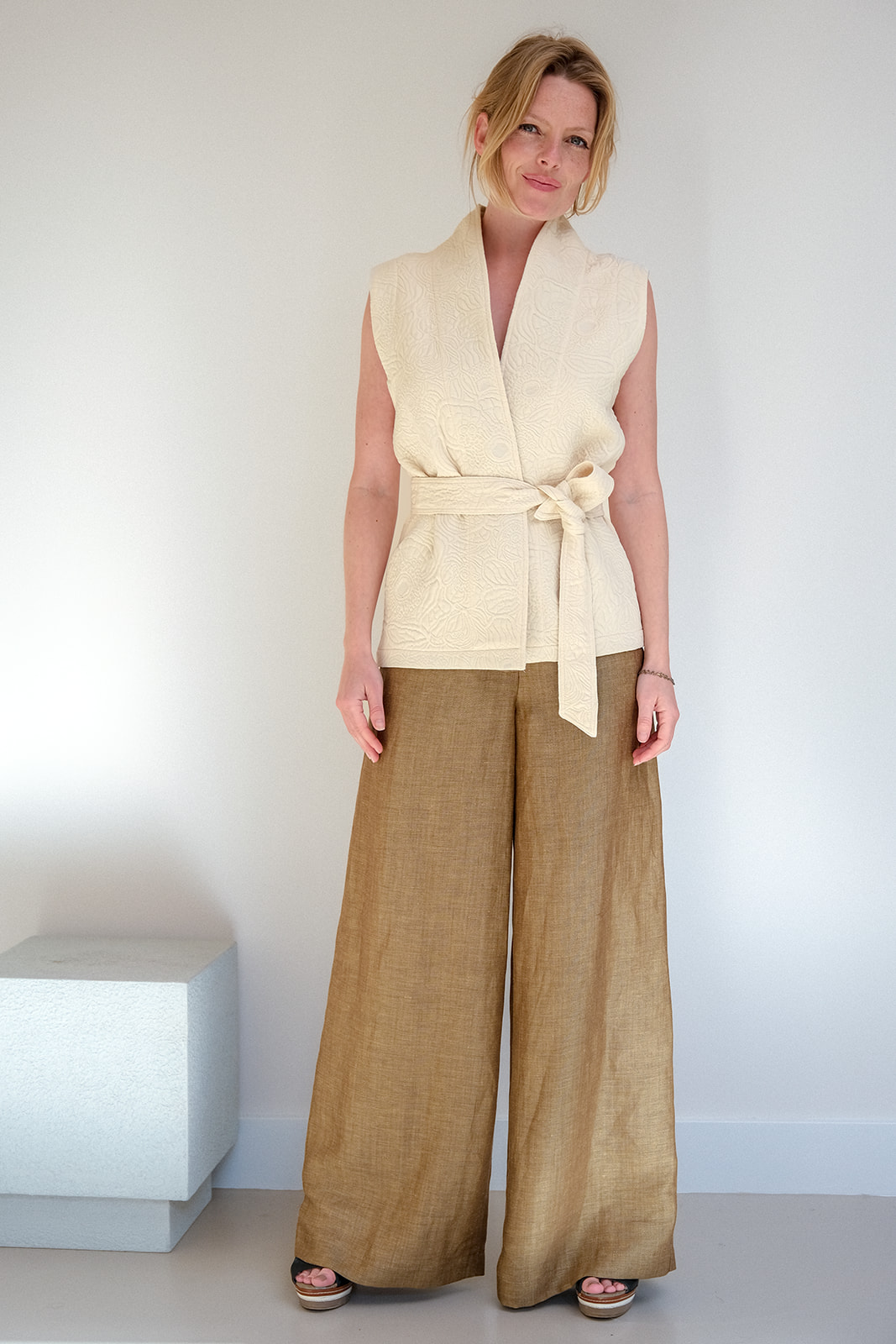 Luxe bruine gemêleerde pantalon dames MOISE wol linnen.